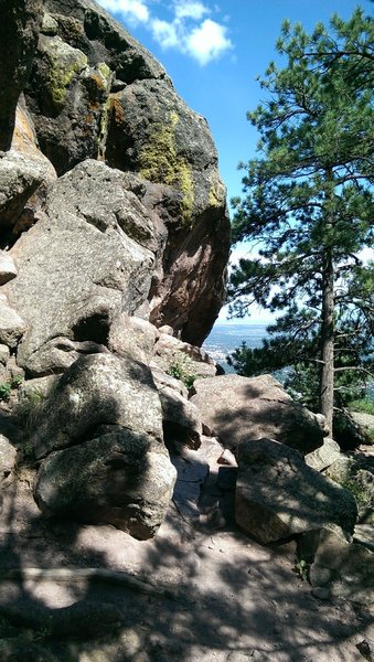 One of the two large boulder formations that the East Ridge Trail threads through