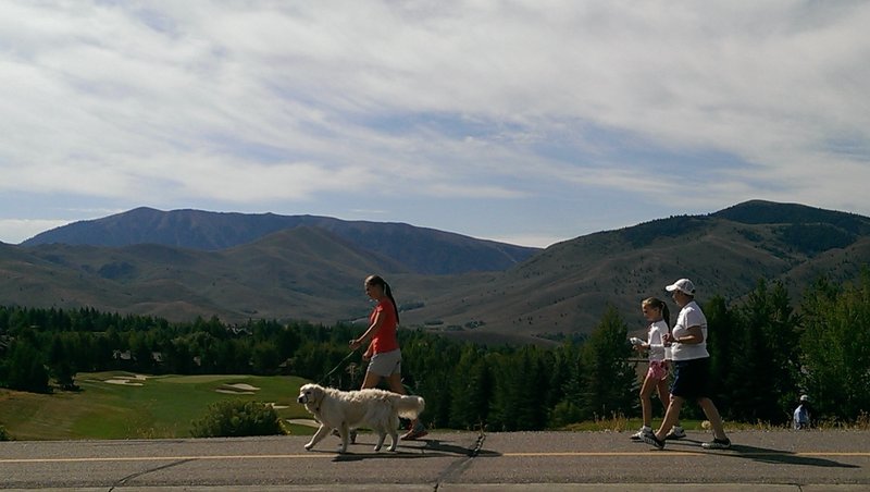 The views improve on the higher ground approaching Dollar Mountain