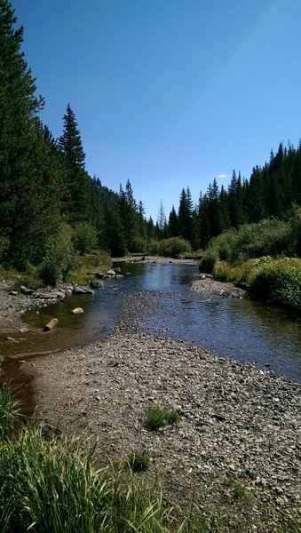 The appealing creekside tempts hikers