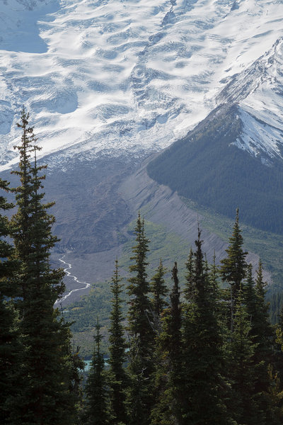 This mountain's scale in incomprehensible...