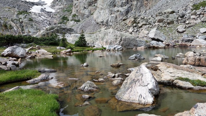 Small pool next to Sky Pond