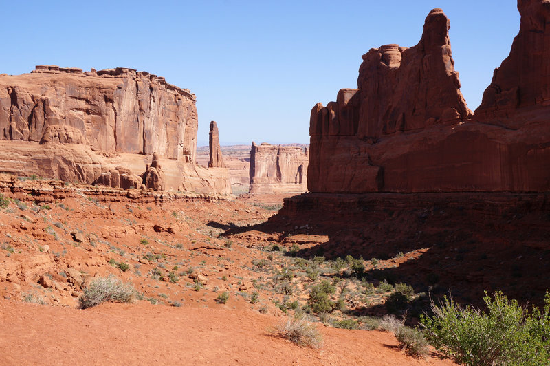 View through the Park Avenue canyon