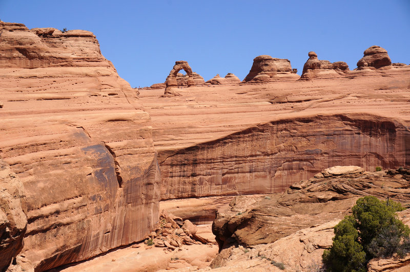 Delicate Arch from its Viewpoint Trail