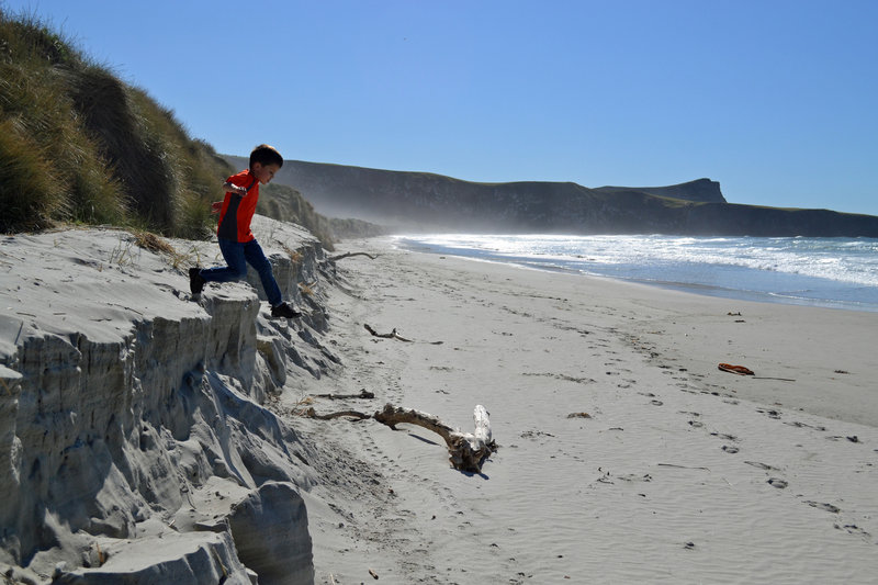 A steep drop from the dunes to Victory Beach