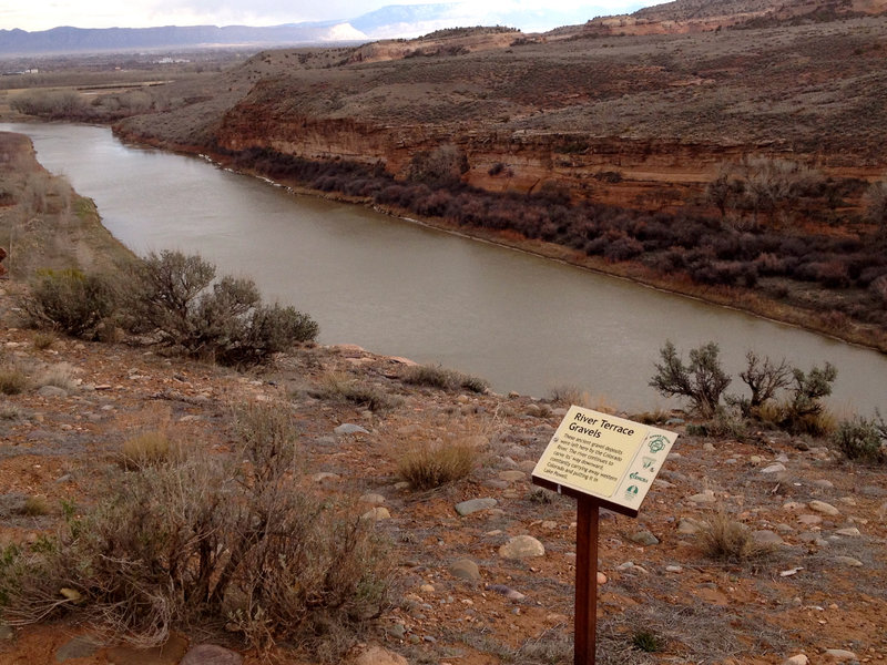 Signs along Rustler's loop teach riders about MTB skills, and also point out facts about the incredible scenery just beyond!