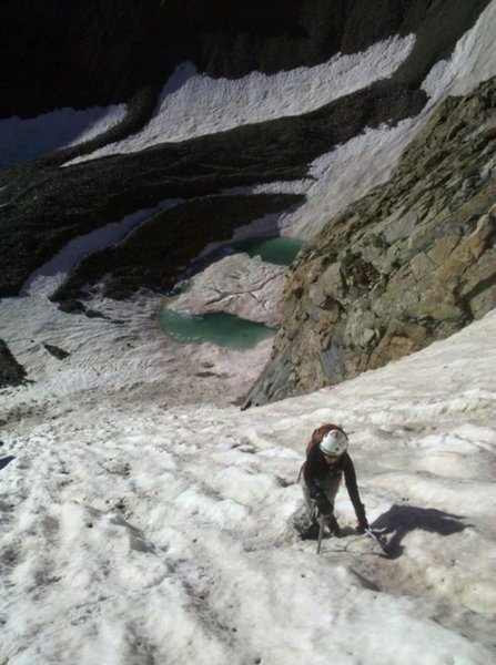 A look down from about halfway up the couloir. Looks pretty nasty, huh? But a ton of fun...