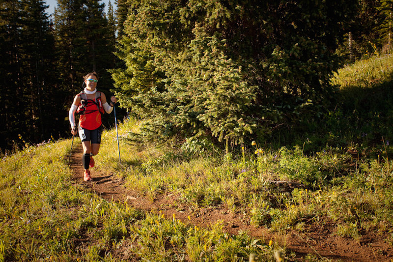 Coming around the corner on East Rim Trail.