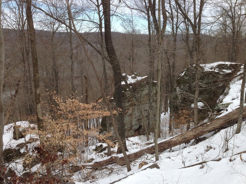 On the climb out, there are some rock formations intriguing enough for the climber in me to take notice.