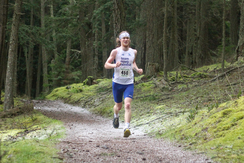 Smooth running with great views of Mountain Lake.