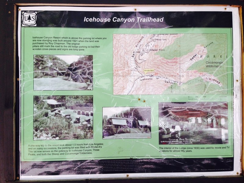 Entry sign at the trailhead, with a brief overview of the historical characteristics of the site.