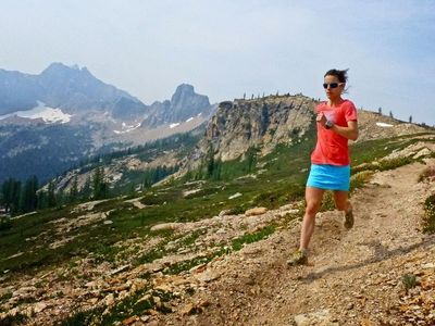 Heading north after running through Cutthroat Pass.