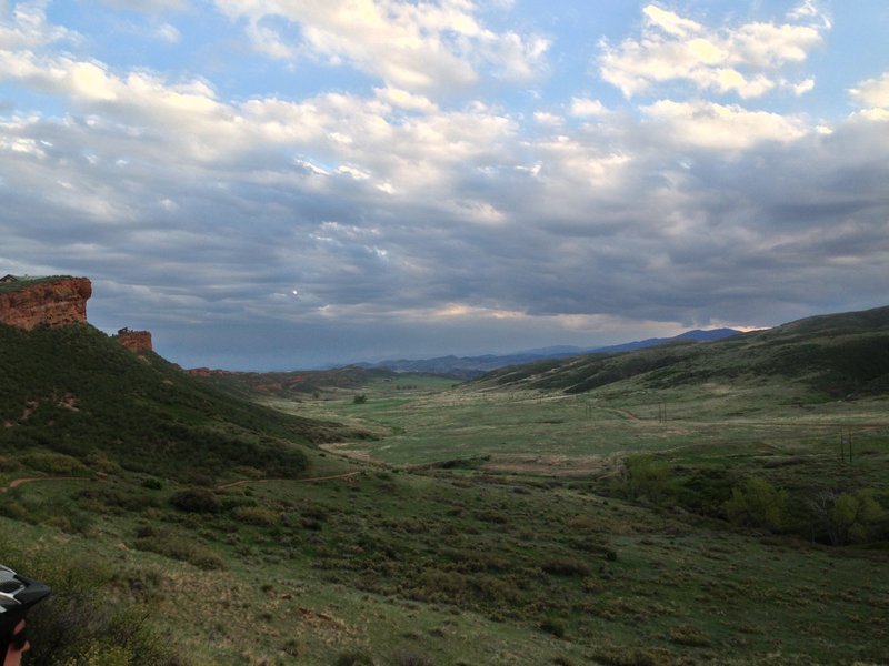 View south at Rim Rock Trail intersection