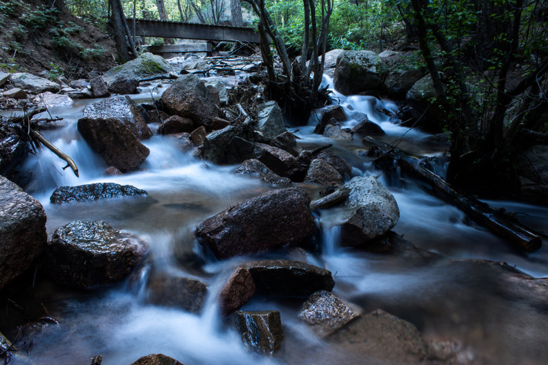 Rushing water on the Seven Bridges Trail.