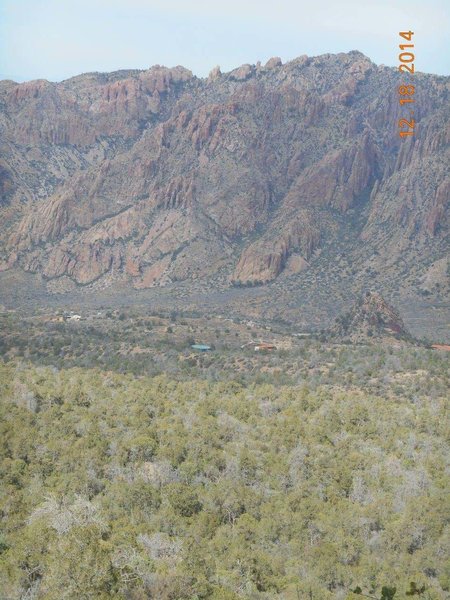 The beautiful Chisos Basin (from the Pinnacles Trail) !