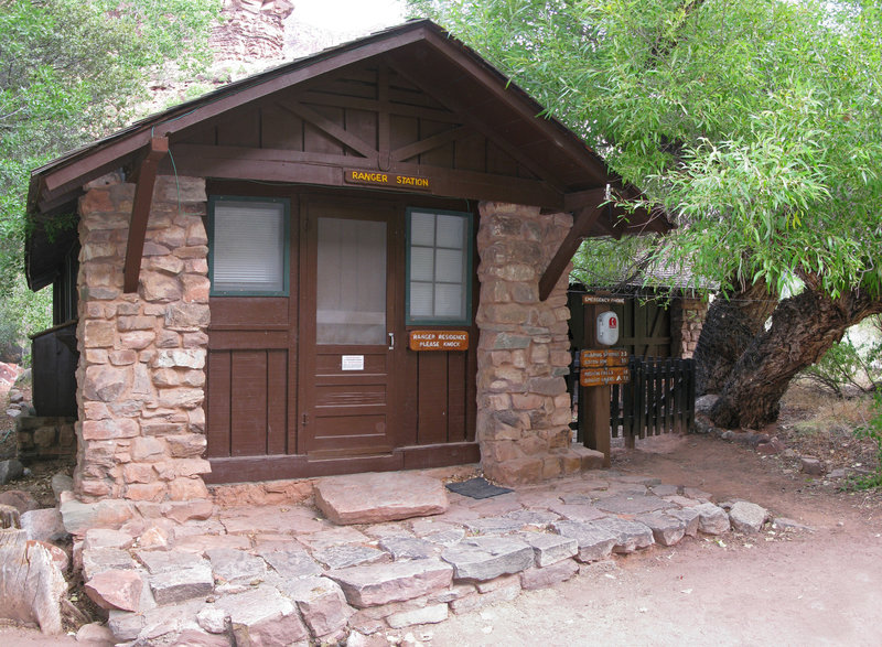 Grand Canyon: Historic Cottonwood Campground Ranger Station.