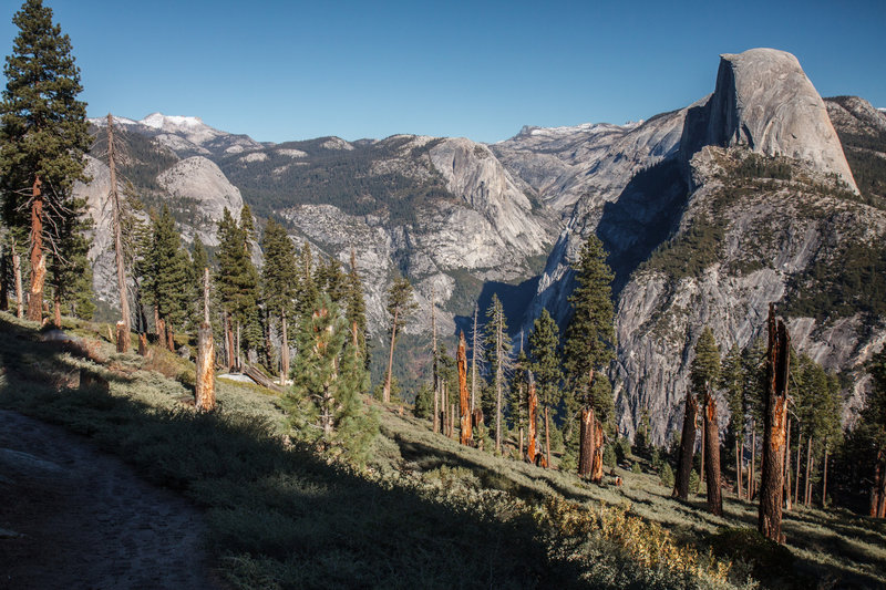 Yosemite Valley from Panoramatic trail