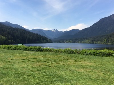 Start / finish location overlooking Capilano Lake with the Lions in the background