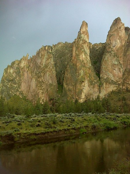 Looking South at Smith Rock Group from River Trail