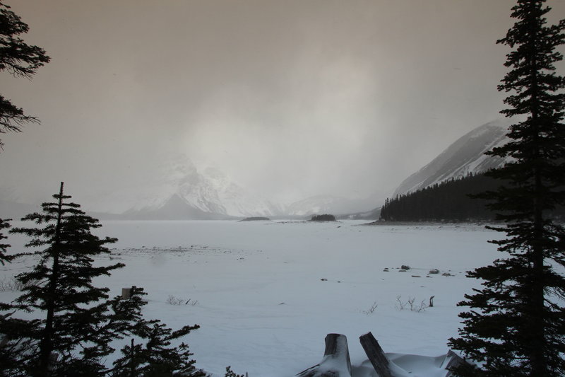 A spring hike around part of Upper Kananaskis Lake, Alberta