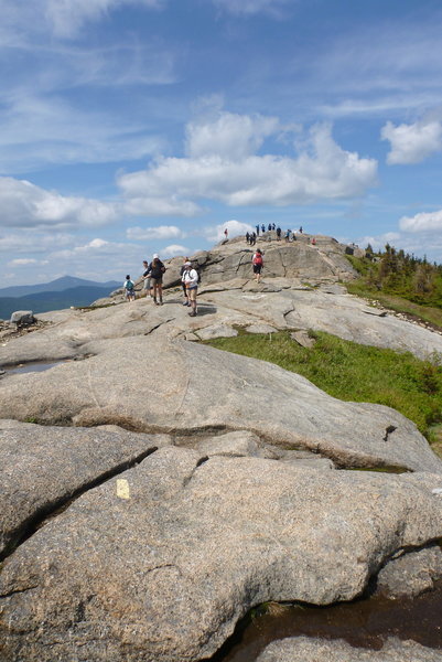 I think it's a popular hike!