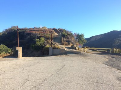 Trail on right takes you up to Mulholland Drive. Left trail takes you down to Camp Josepho