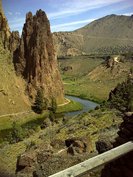 Views from the Rim Rock Trail