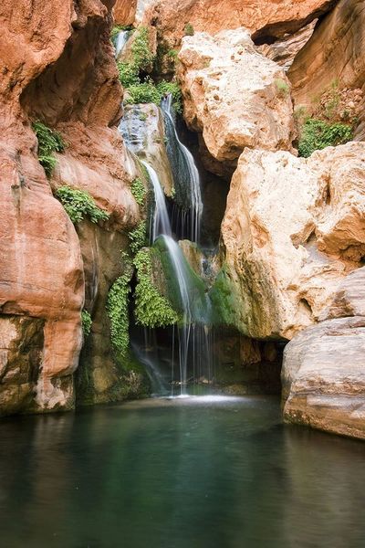 The amazing colors of Elves Chasm (photo by smoddelm)