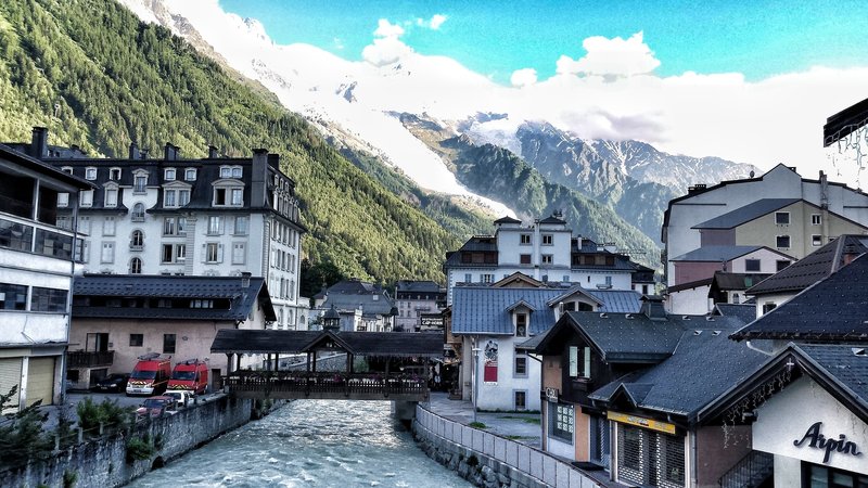 View of Chamonix and Mont Blanc from the end of the Promenade du Froi