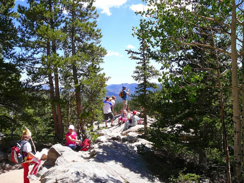 Hike to Bear Lake