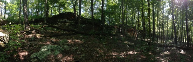 Really neat spot that gets the climber in me excited. But the trail get obscured here and can be difficult to locate.