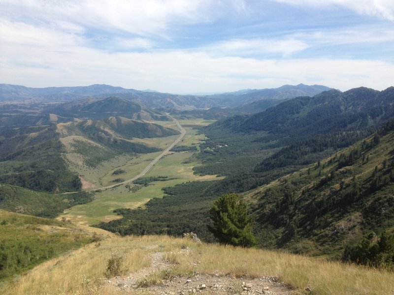 A view of Sardine Canyon from the trail