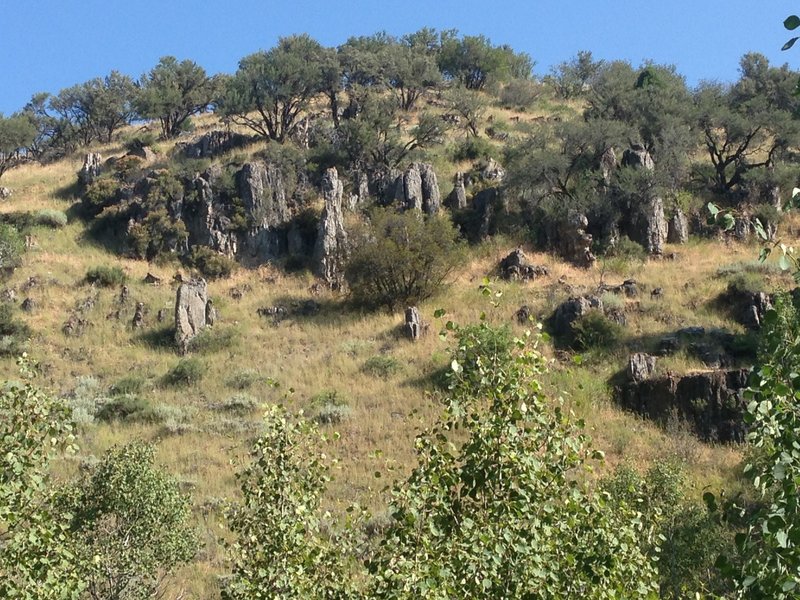 A view of one of the impressive rock outcroppings along the Steel Hollow trail