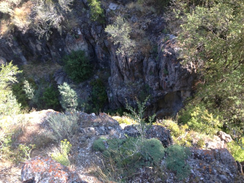 A view into the bedrock that has been incised at the mouth of Steel Hollow.