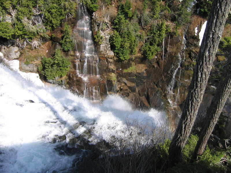 Narada Falls