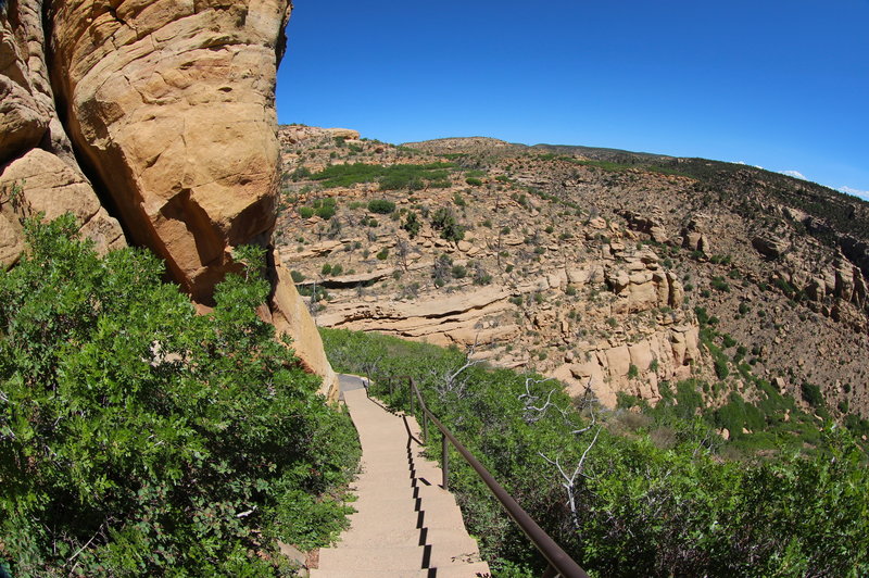 Descending to Step House, Weatherill Mesa