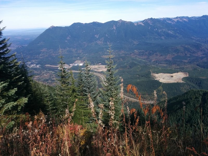 View of Mount Si to Mount Teneriffe and I-90 from the summit of Mount Washington.