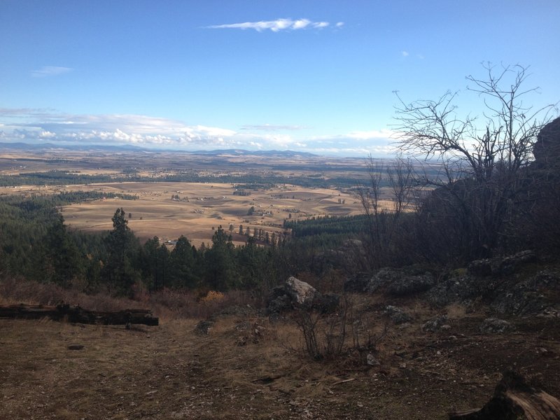 Beautiful view of the Palouse Valley from the Rocks Of Sharon Viewpoint!