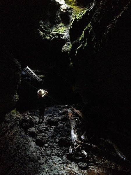 Taking off the headlamp at the end of the upper tunnel.