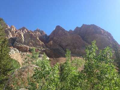 The captivating, colored Piute Crags.