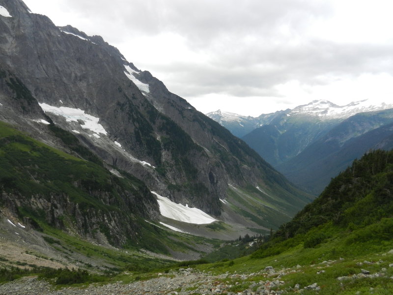 Almost at Cascade Pass - beautiful views everywhere!