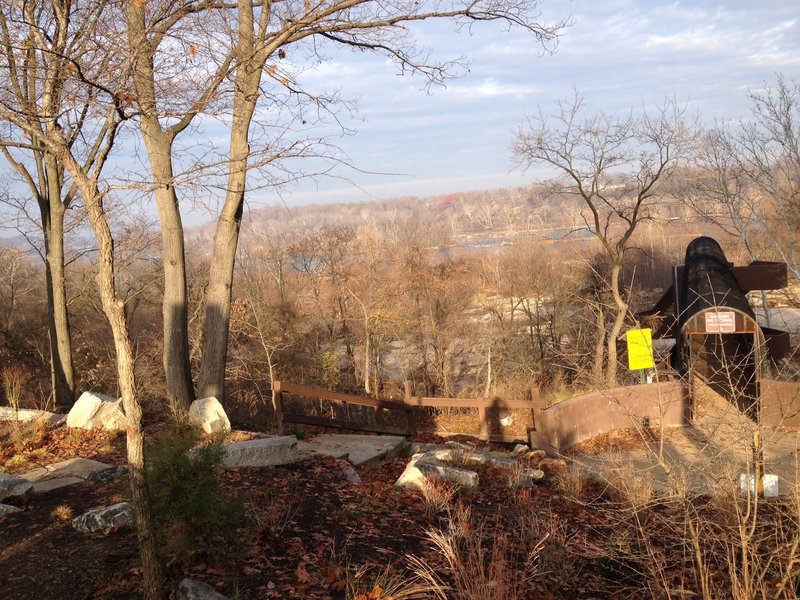 View from 21st St. entrance to Buttermilk Trail.  Also access to towpath by the James River and bridge to Belle Isle.