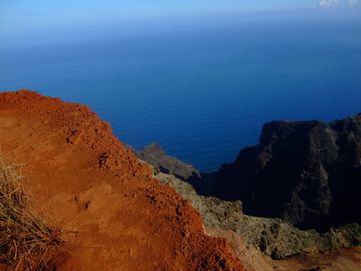 Amazing red color, steep drop off at edge of trail