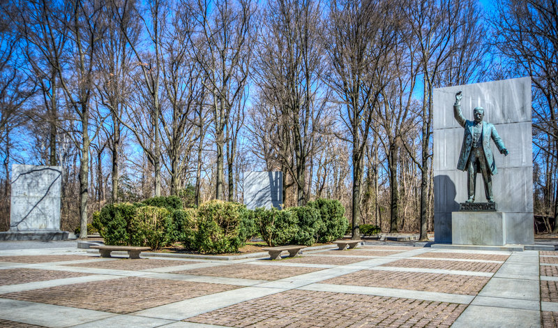 A massive Theodore Roosevelt greets you on your way into the park.