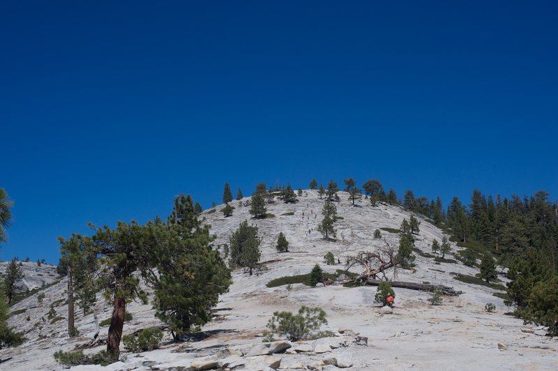 Trail across Indian Ridge as you descend toward North Dome.  Cairns mark the way, as you can see it is an exposed decent.