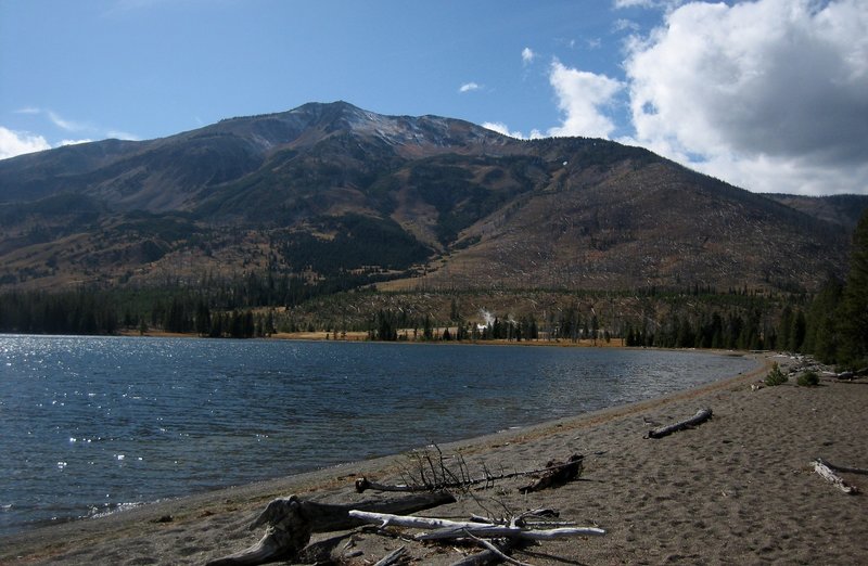 Mount Sheridan (10,308') looms over Heart Lake.