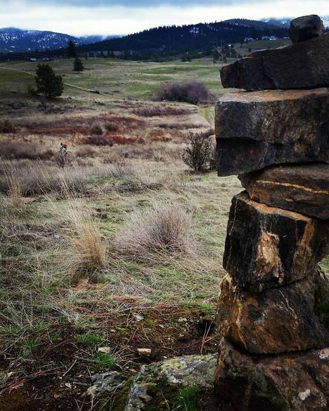 A multiuse trail with beautiful colors, even in winter.