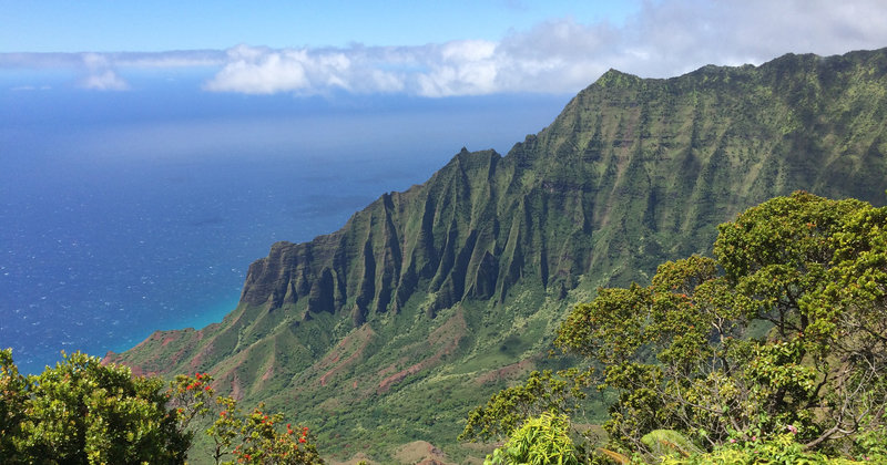 Kalalau Lookout offers spectacular views.