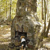 Chimney along the Metacomet Trail shortly before intersection of Taj Mahal.