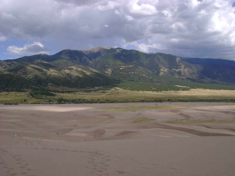 View back toward the Sangre de Cristos and the Visitor Center from High Dune.