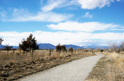 Heading back to the parking lot, looking west.